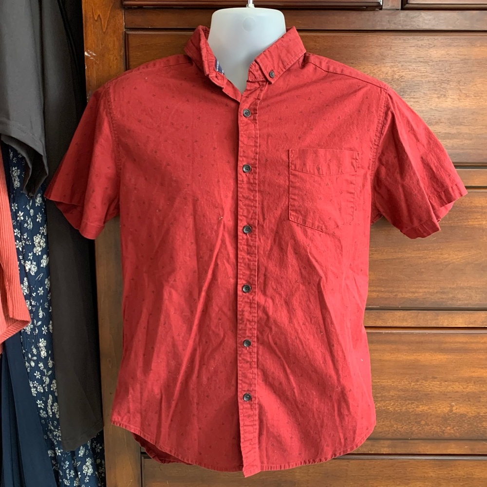 DESCENDENT - Maroon Patterned Button Up